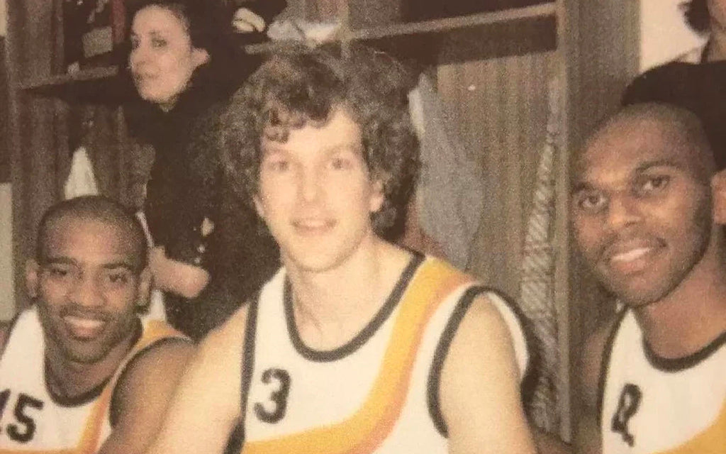 Keep the Funk Alive: The Roswell Rayguns Story â Bouncewear