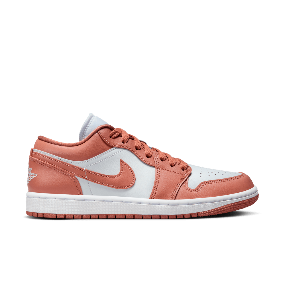 women aj 1 low