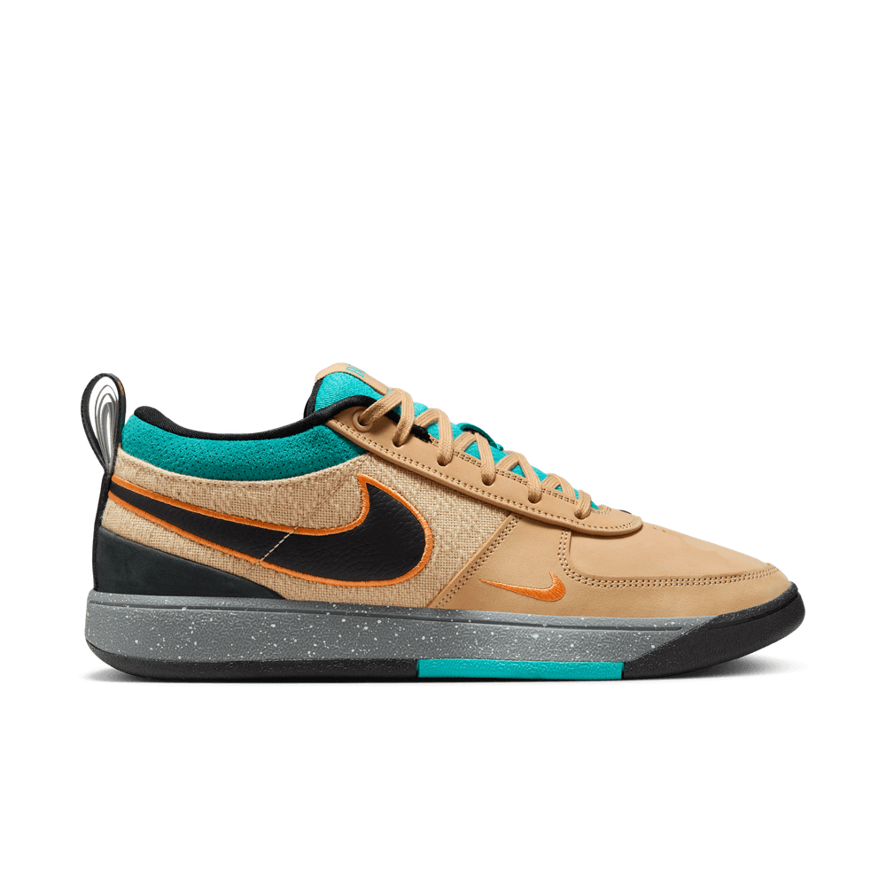 nike mowabb brown