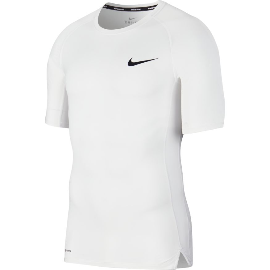 nike shirt tight