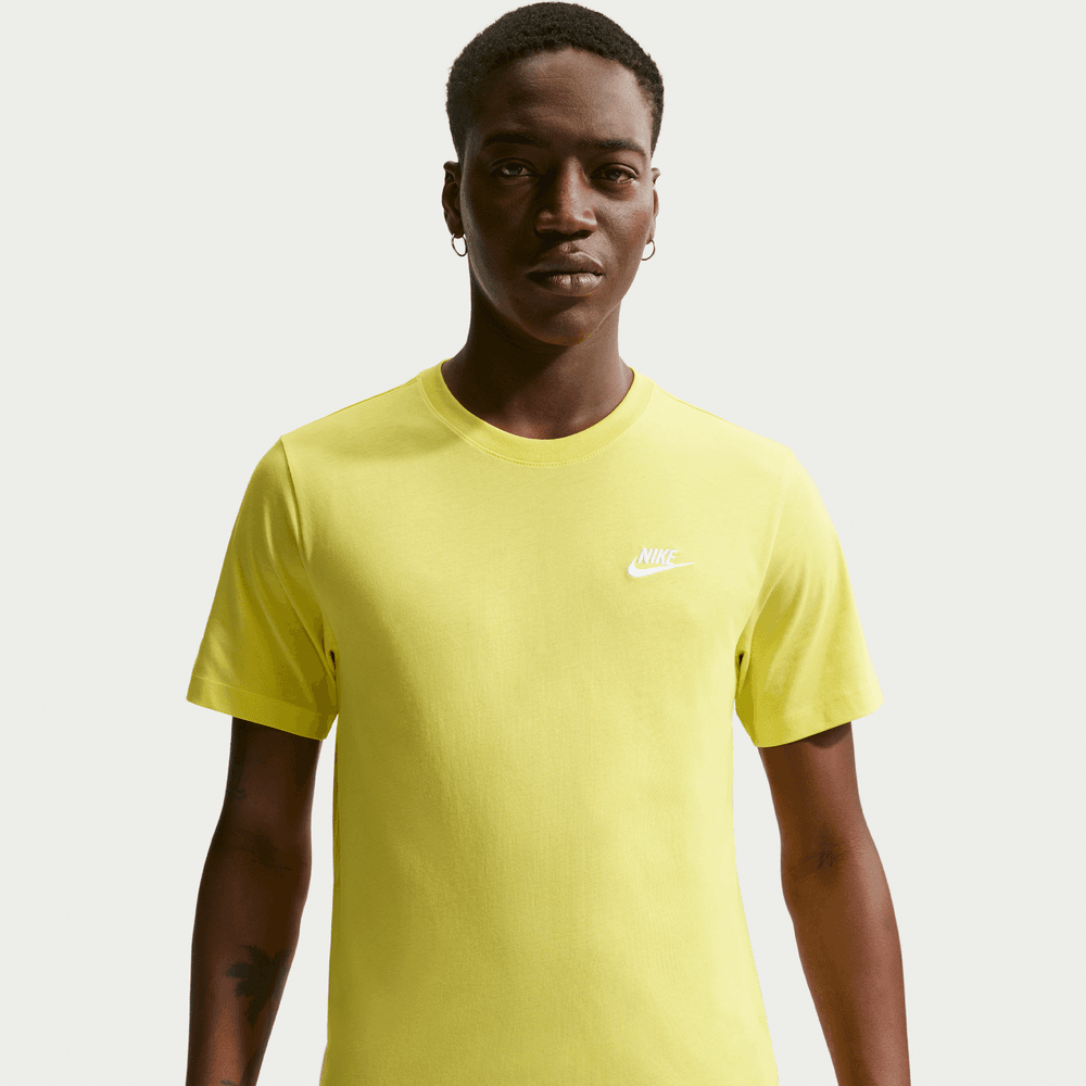 Nike Sportswear Club Men's T-Shirt 'Sonic Yellow'