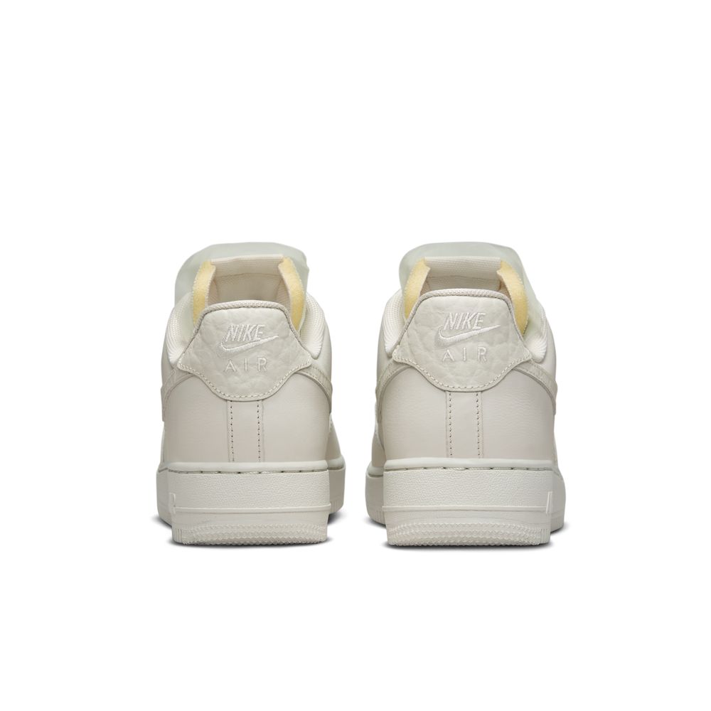 Nike Air Force 1 Low Premium Women's Shoe 'Light Bone/Green'