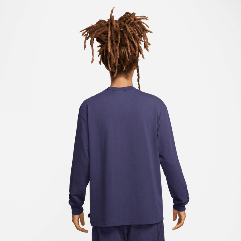 Nike Sportswear Premium Essentials Men's Long-Sleeve T-Shirt 'Purple'