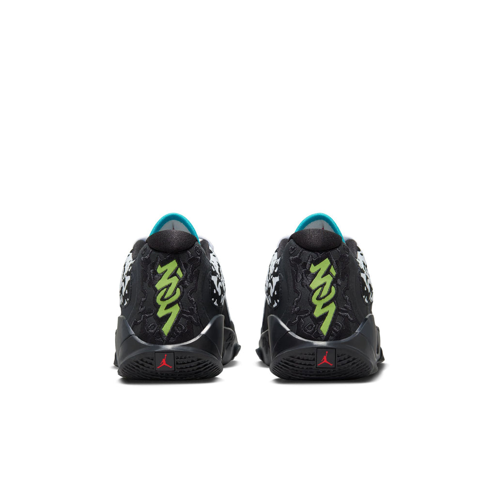 Zion Williamson Zion 3 Big Kids' Basketball Shoes (GS) 'Black/British Tan/White'