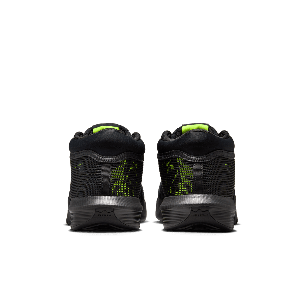 LeBron James LeBron Witness 8 Basketball Shoes 'Black/White/Volt'