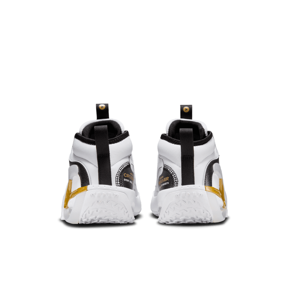 Nike Air Zoom Crossover 2 Big Kids' Basketball Shoes (GS) 'White/Gold/Black'