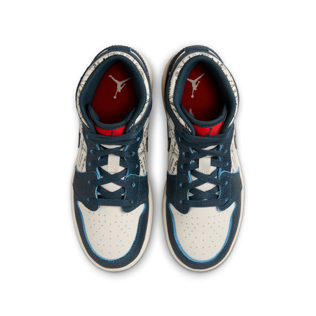 Air Jordan 1 Mid SE Big Kids' Shoes (GS) ARMORY NAVY/METALLIC GOLD-PALE IVOR