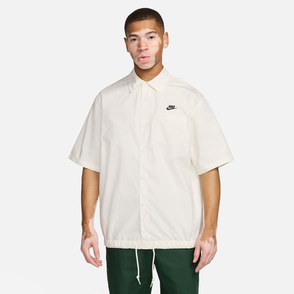 Nike Club Men's Short-Sleeve Oxford Button-Up Shirt 'Sail/Black'