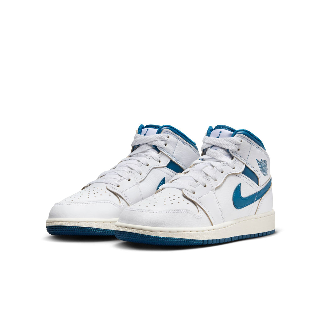 Air Jordan 1 Mid SE Big Kids' Shoes (GS) 'White/Industrial Blue'