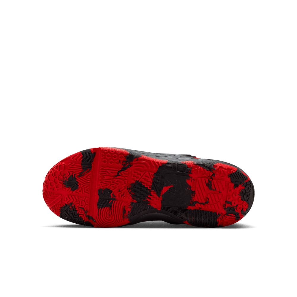 Nike Team Hustle D 12 Big Kids' Basketball Shoes (GS) 'Red/Black/Anthracite'