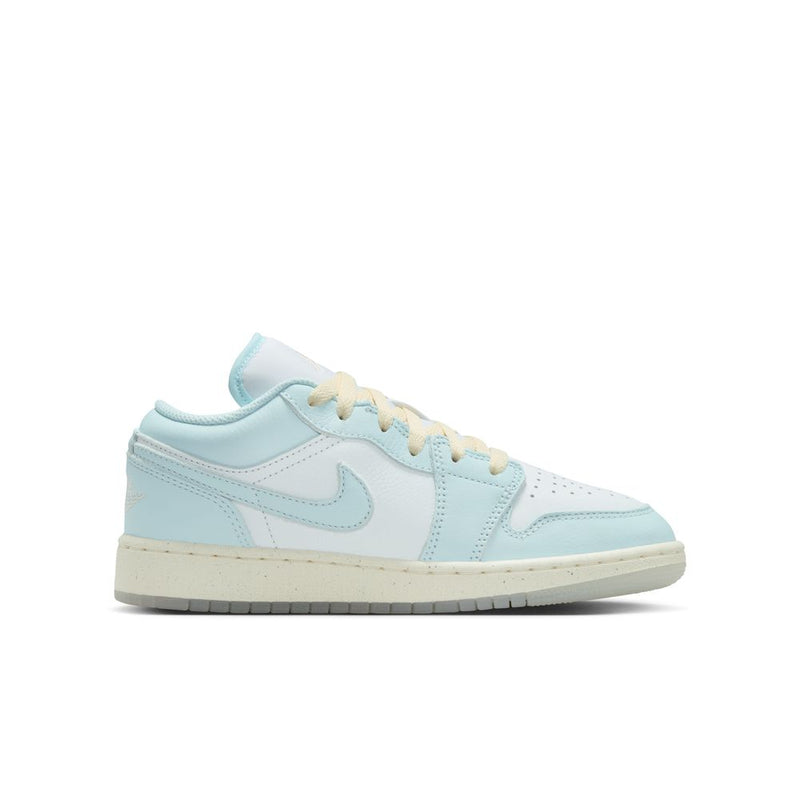 Air Jordan 1 Low SE Big Kids' Shoes (GS) 'Glacier Blue/Summit White'