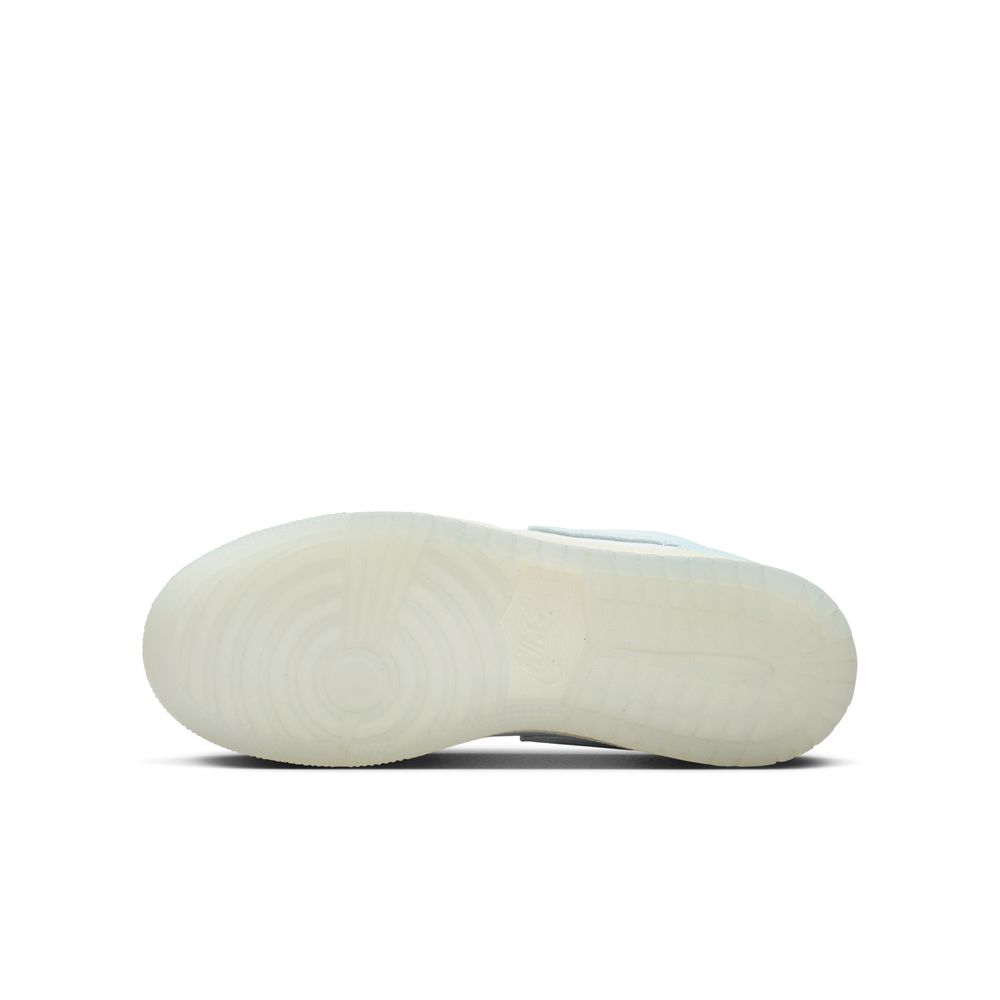 Air Jordan 1 Low SE Big Kids' Shoes (GS) 'Glacier Blue/Summit White'