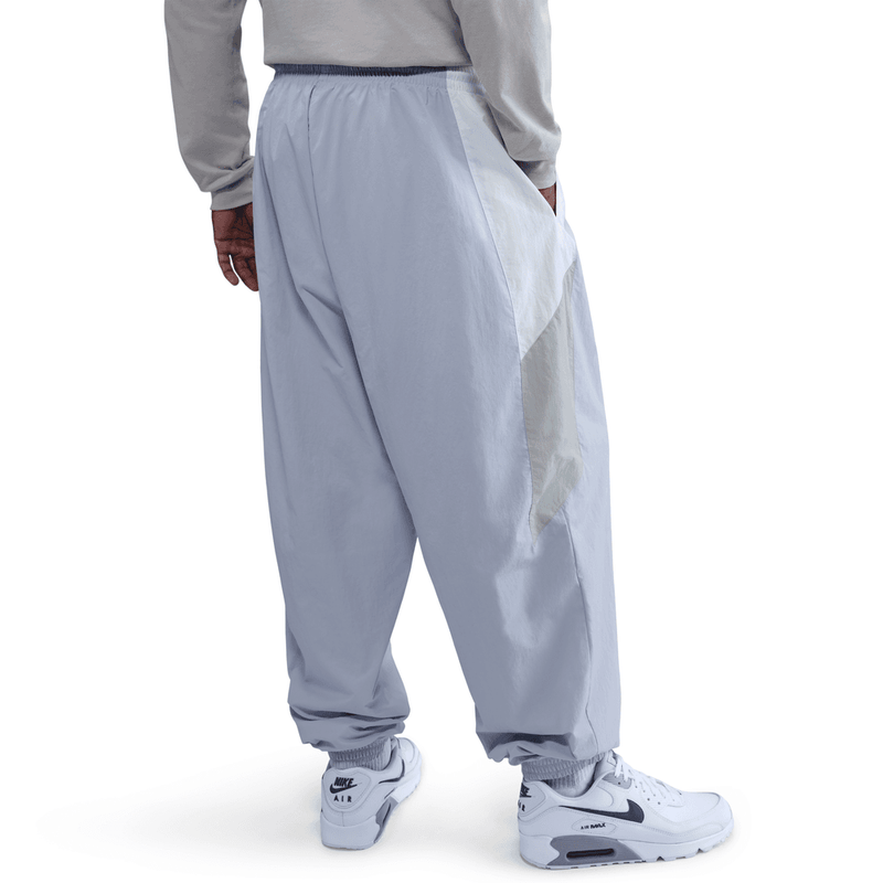 Nike Club Men's Oversized Woven Track Pants 'Ghost/Smoke Grey'