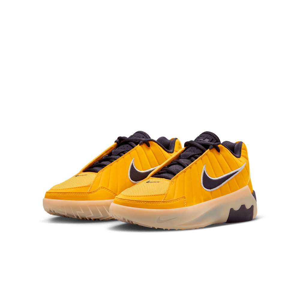 LeBron James LeBron Witness 9 Big Kids' Basketball Shoes (GS) 'Amarillo/Purple'