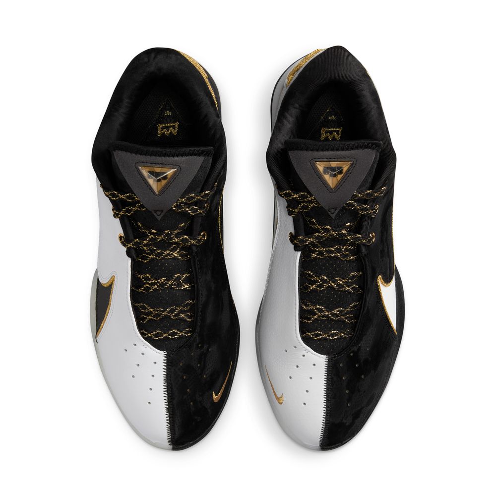 LeBron XXII “Mogul” Basketball Shoes 'White/Black/Gold'