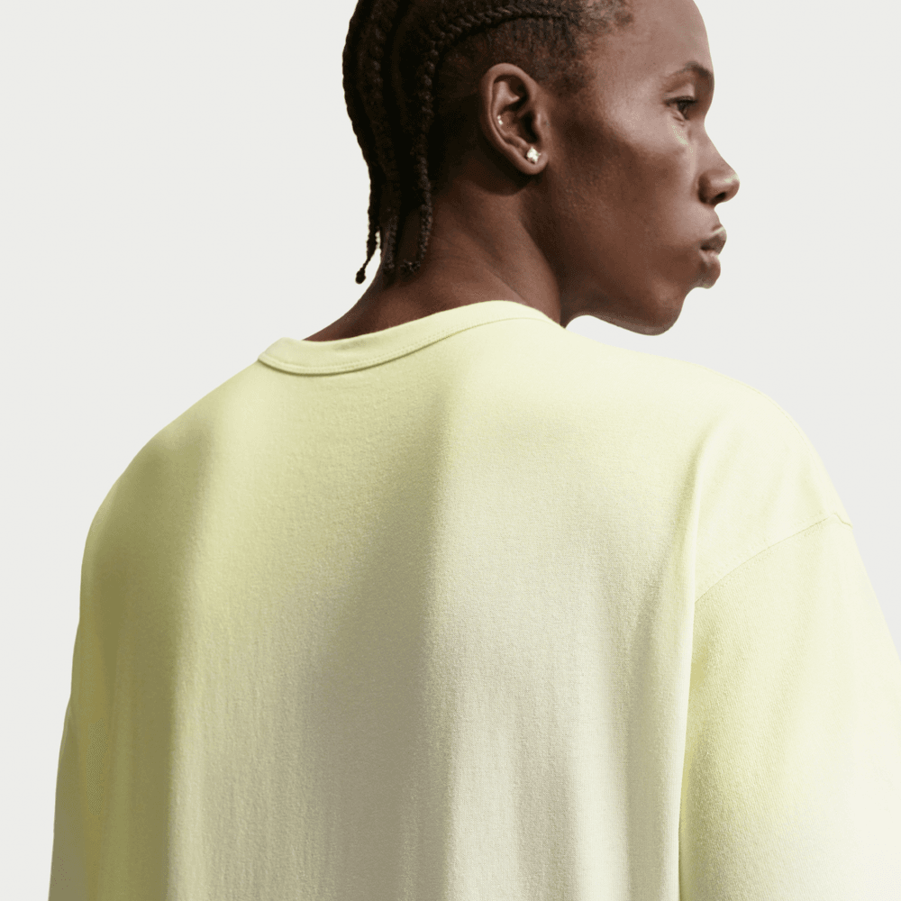 Nike Sportswear Premium Essentials T-Shirt 'Life Lime'