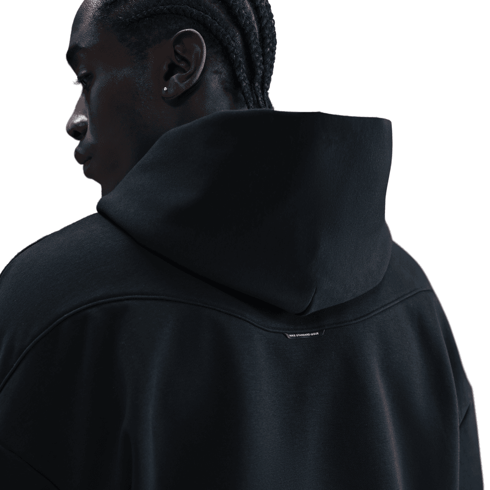 Nike Standard Issue Men's Therma-FIT Brushed Basketball Pullover Hoodie 'Black/Ivory'