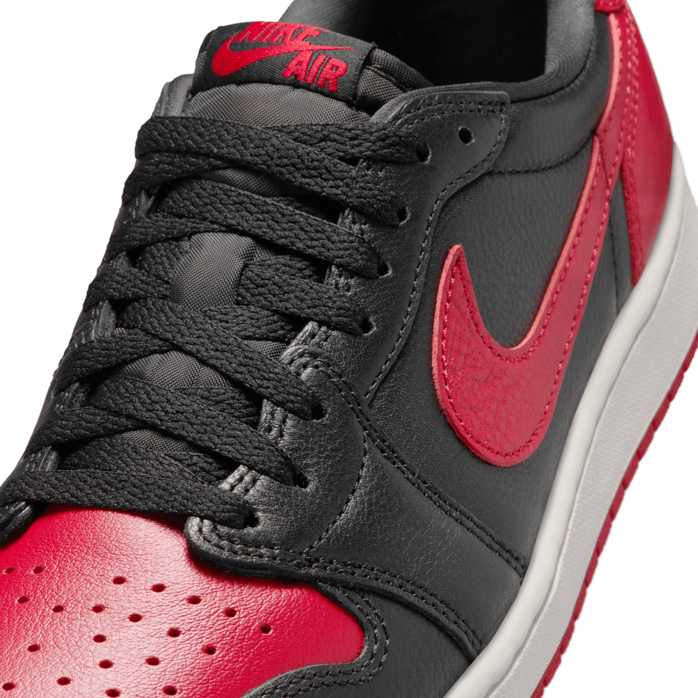 Air Jordan 1 Retro Low OG 'Banned'