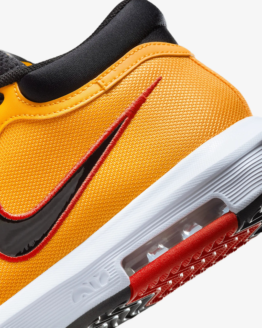 Nike LeBron Witness VIII 'University Gold/Black/Crimson'