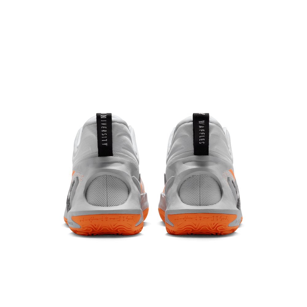 Nike Cosmic Unity 2 'Wolf Grey/Black-Pure Platinum-Cone'